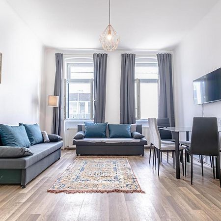 Explore Vienna 2Br And 1Lr Retreat Near Westbahnhof Bagian luar foto