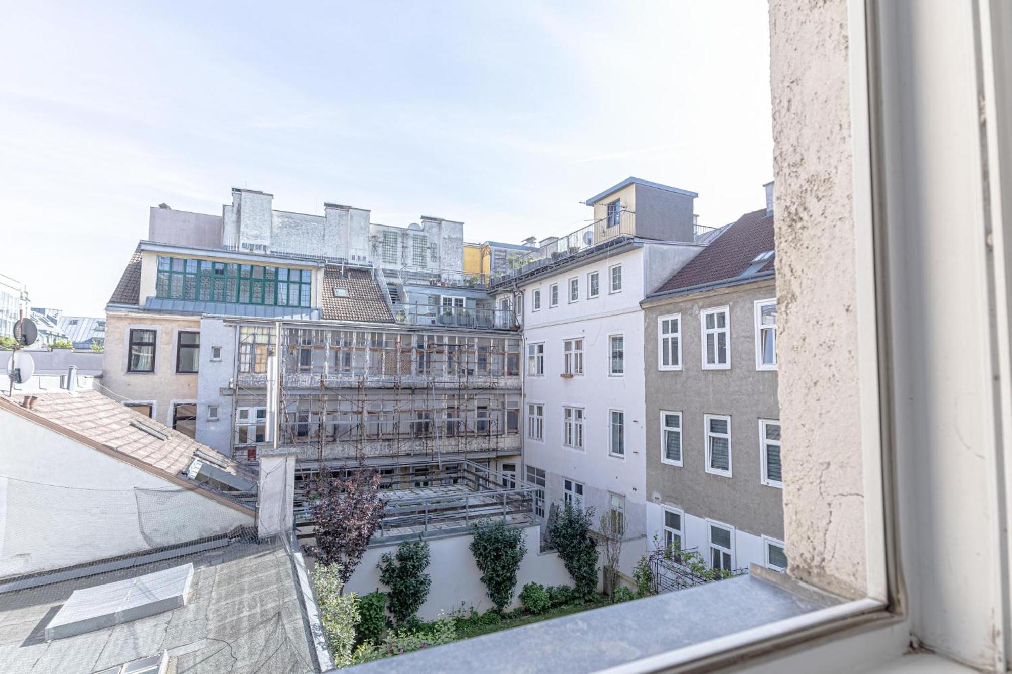 Explore Vienna 2Br And 1Lr Retreat Near Westbahnhof Bagian luar foto