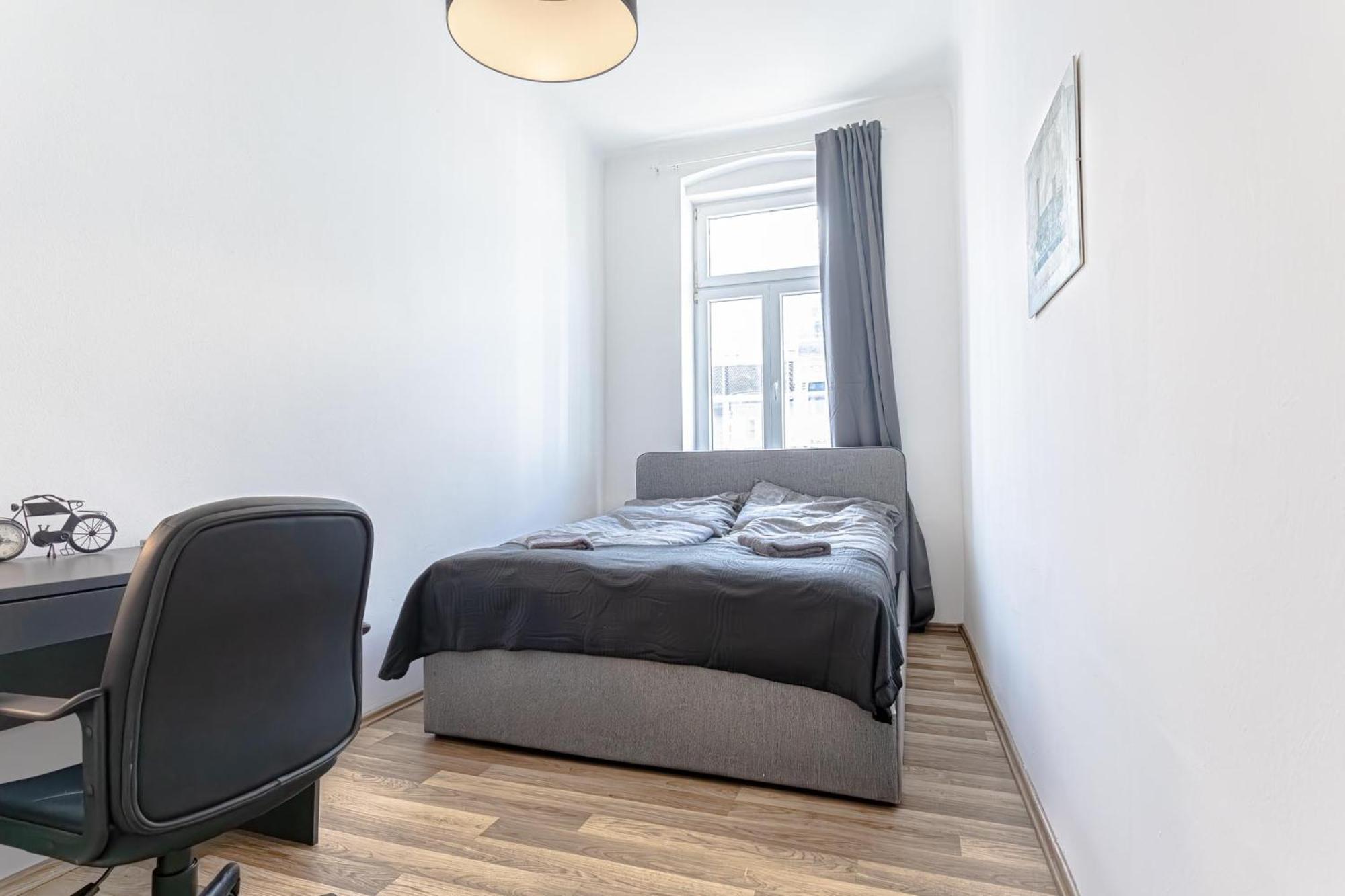 Explore Vienna 2Br And 1Lr Retreat Near Westbahnhof Bagian luar foto